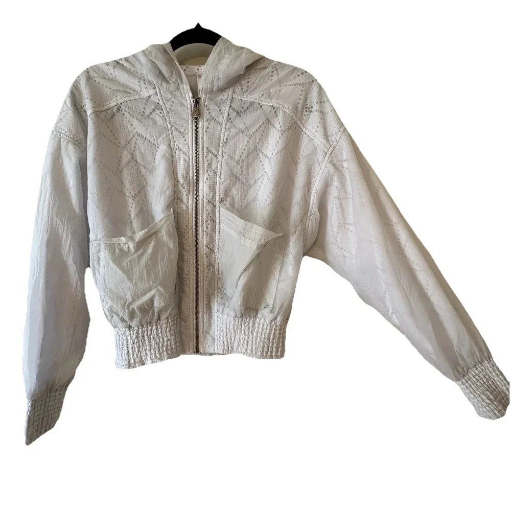 FP Free People Movement White Jacket Eyelet Sheer Cropped‎ Bomber Hoodie XS *R*